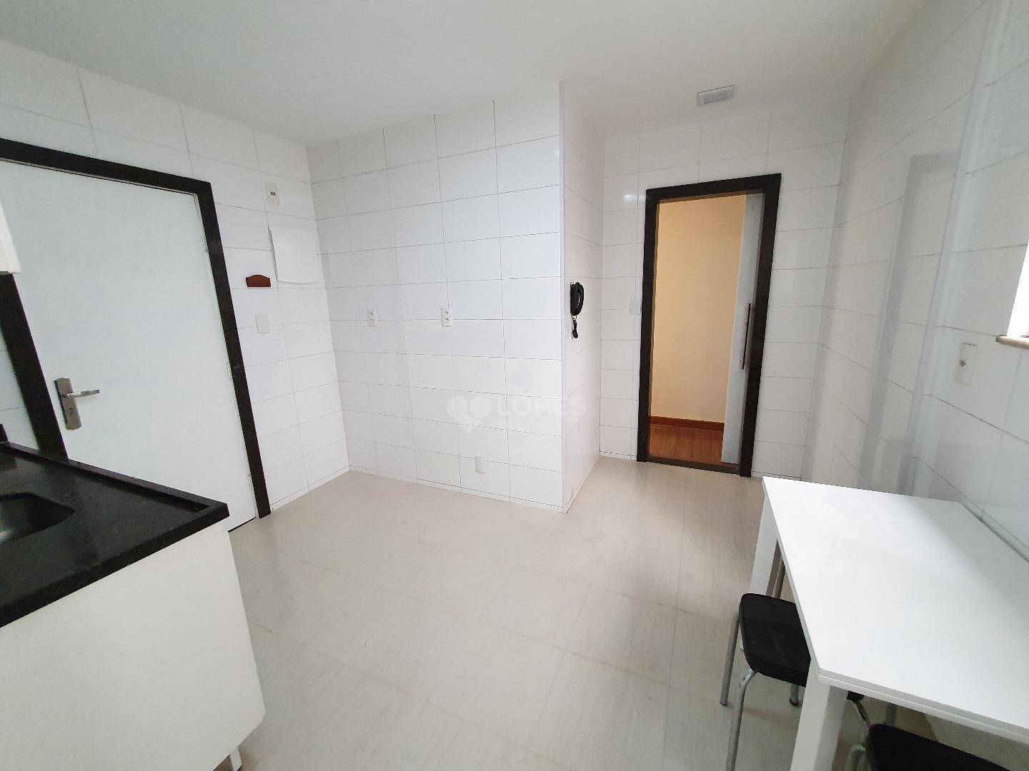 Apartamento à venda com 3 quartos, 100m² - Foto 12