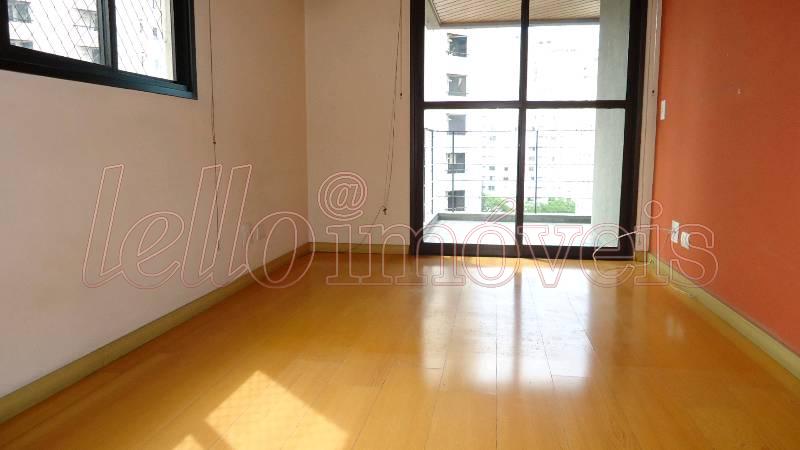 Apartamento para alugar com 2 quartos, 81m² - Foto 2