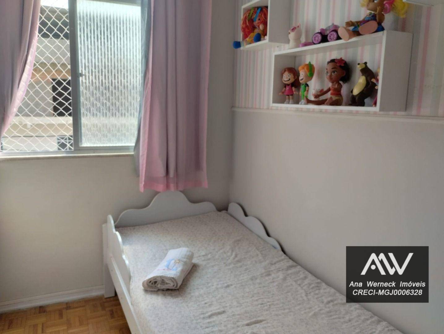 Apartamento à venda com 2 quartos, 62m² - Foto 12