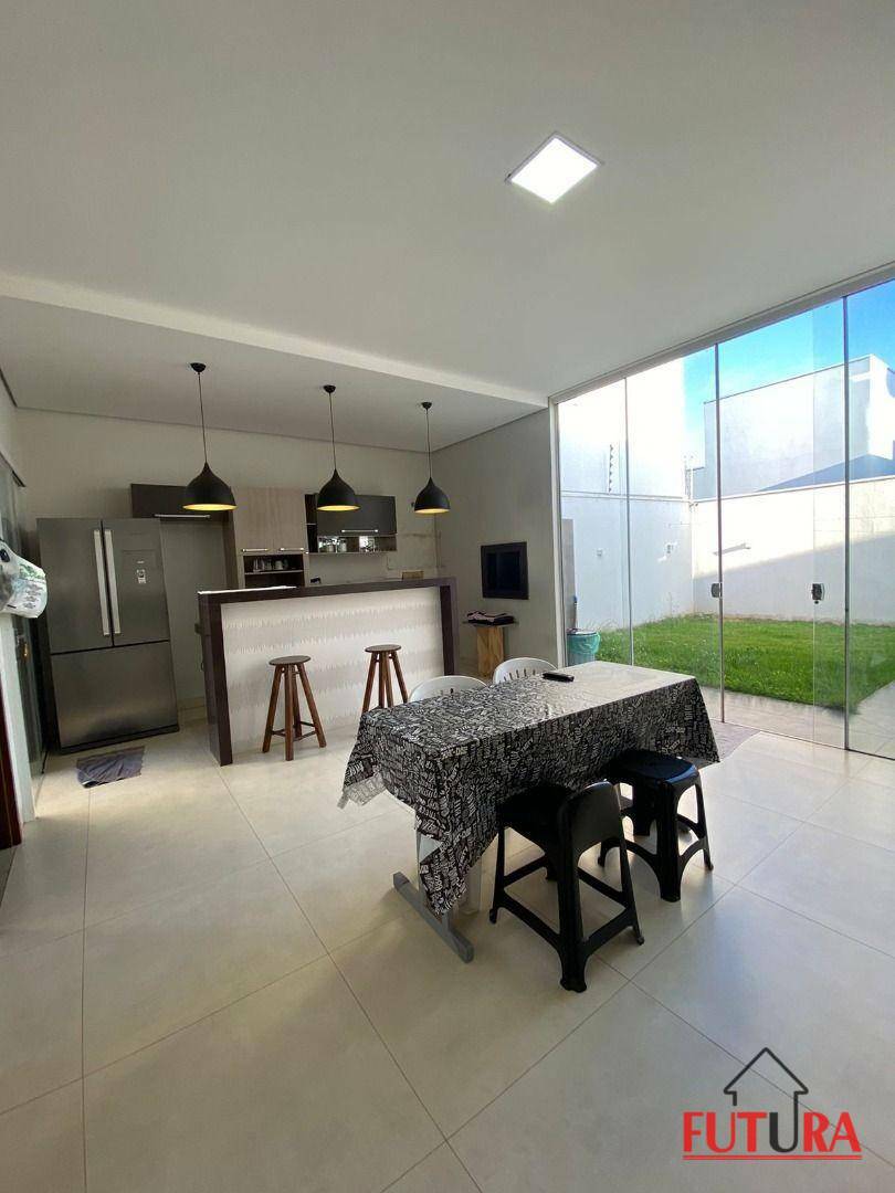 Casa à venda com 3 quartos, 171m² - Foto 5