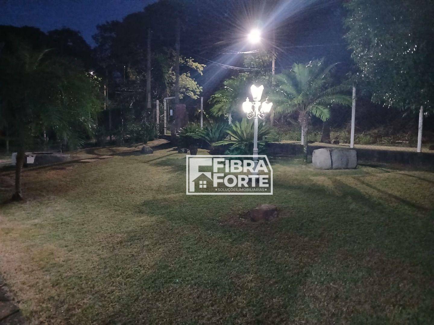 Chácara à venda com 2 quartos, 220m² - Foto 37