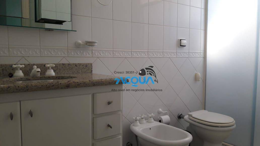 Apartamento à venda com 3 quartos, 176m² - Foto 7