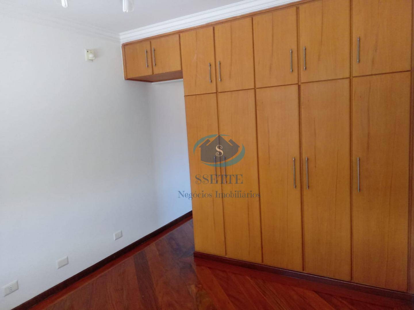 Sobrado à venda com 3 quartos, 220m² - Foto 22