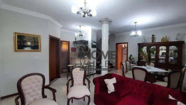 Casa de Condomínio à venda com 4 quartos, 302m² - Foto 2