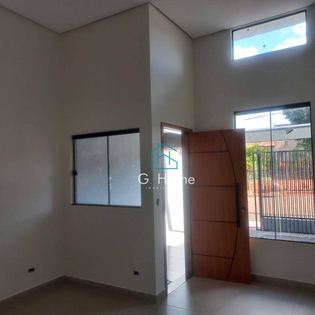 Casa à venda com 2 quartos, 78m² - Foto 3