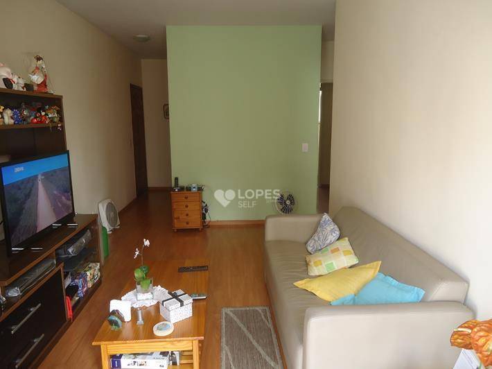 Apartamento à venda com 1 quarto, 60m² - Foto 2