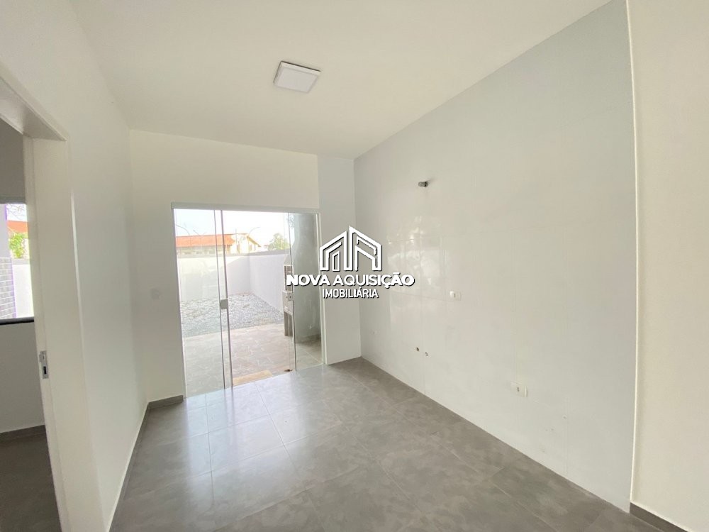 Casa à venda com 3 quartos, 81m² - Foto 9