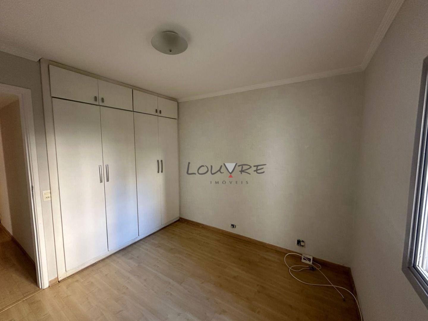 Apartamento para alugar com 3 quartos, 148m² - Foto 4