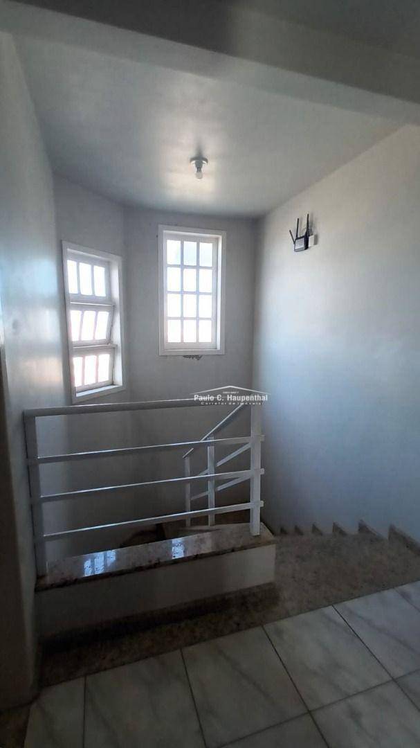 Casa à venda com 4 quartos, 165m² - Foto 15