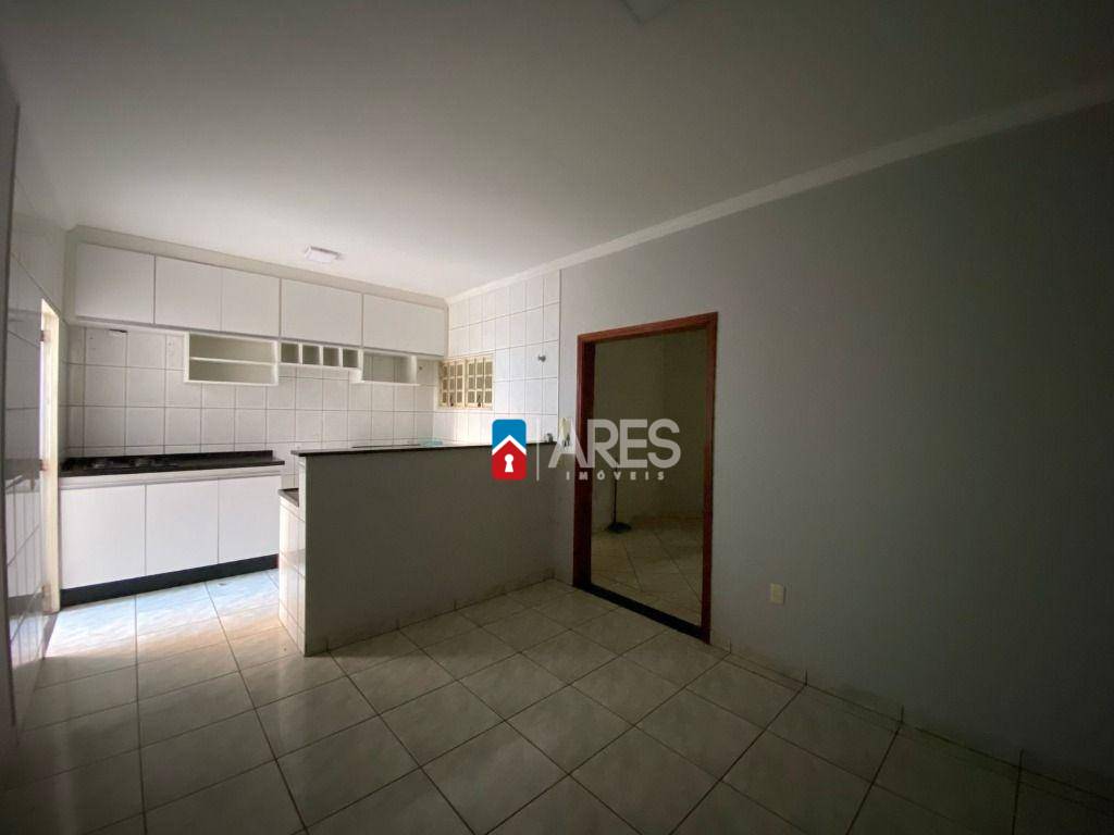 Casa, 3 quartos, 130 m² - Foto 3