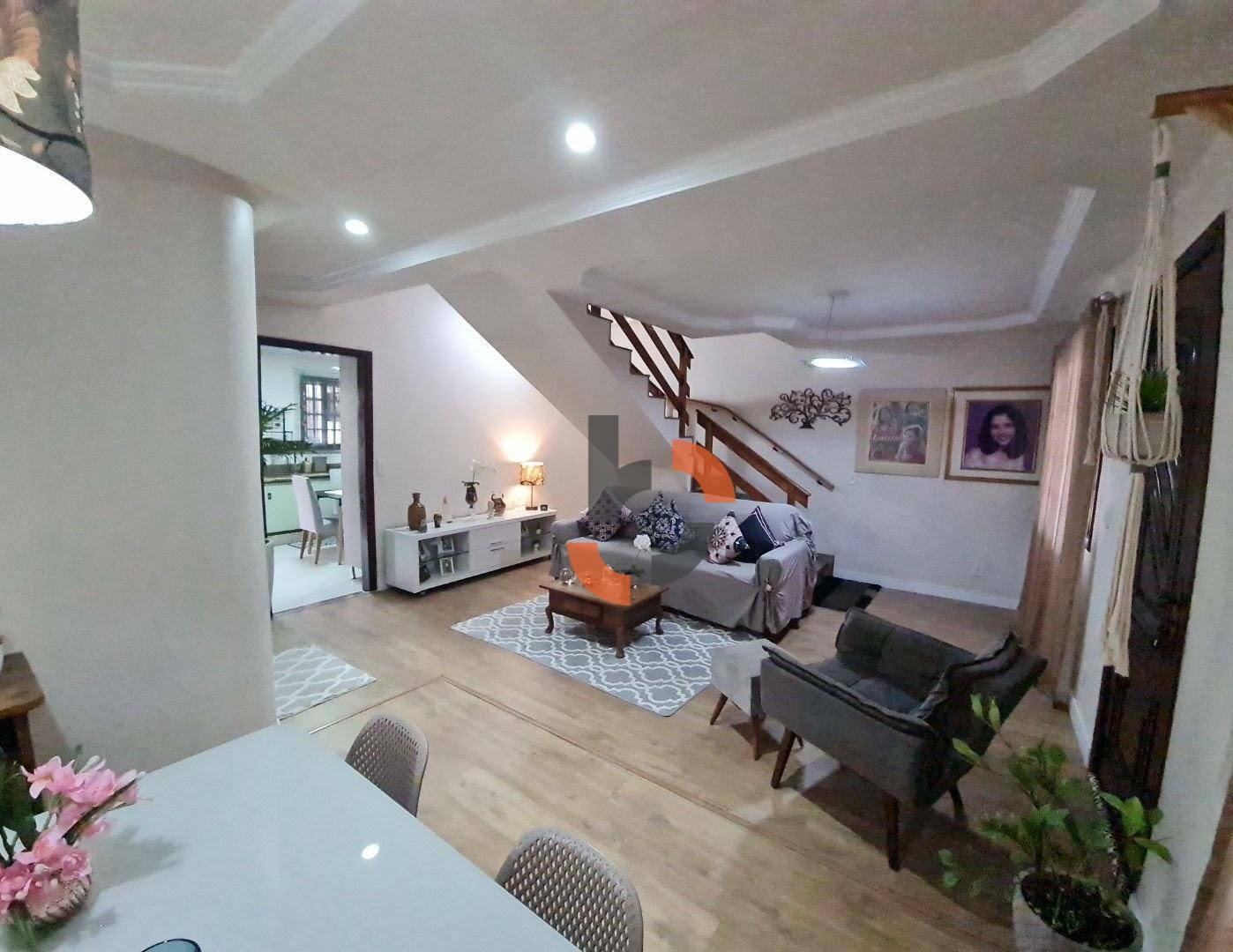 Casa à venda com 4 quartos, 212m² - Foto 13