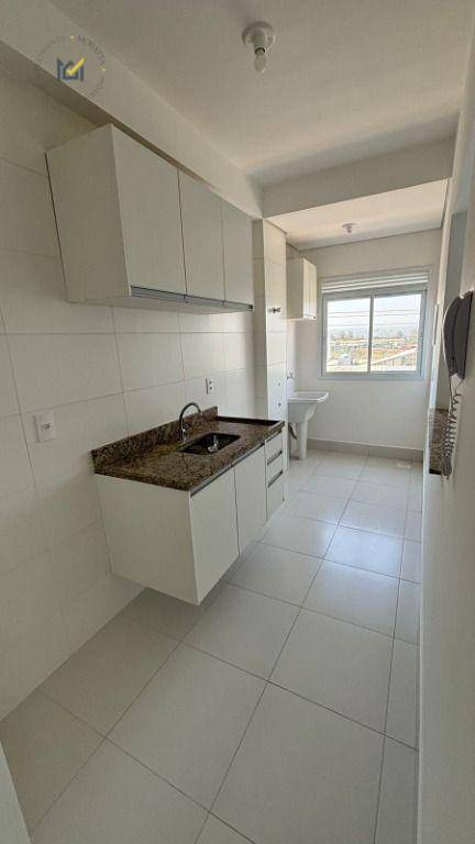 Apartamento para alugar com 3 quartos, 63m² - Foto 4