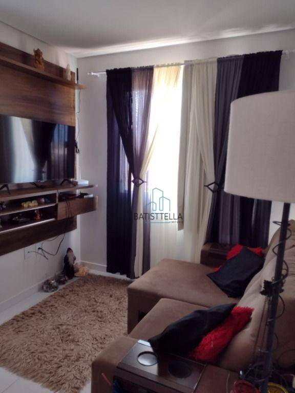 Apartamento à venda com 2 quartos, 60m² - Foto 10