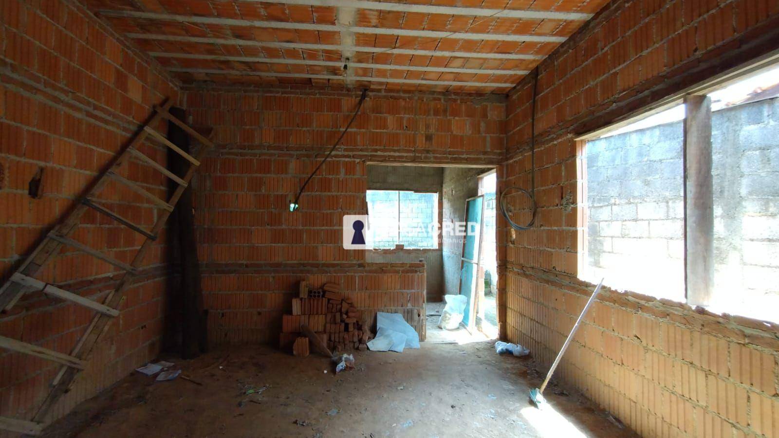 Casa à venda com 4 quartos, 150m² - Foto 4