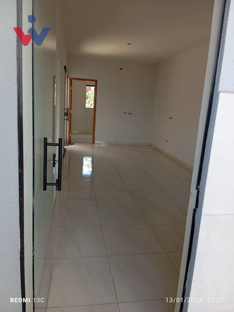 Casa à venda com 3 quartos, 70m² - Foto 13