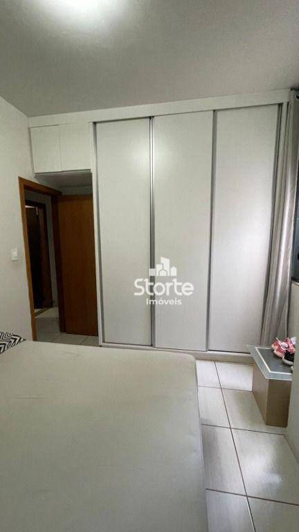 Casa à venda com 3 quartos, 100m² - Foto 12