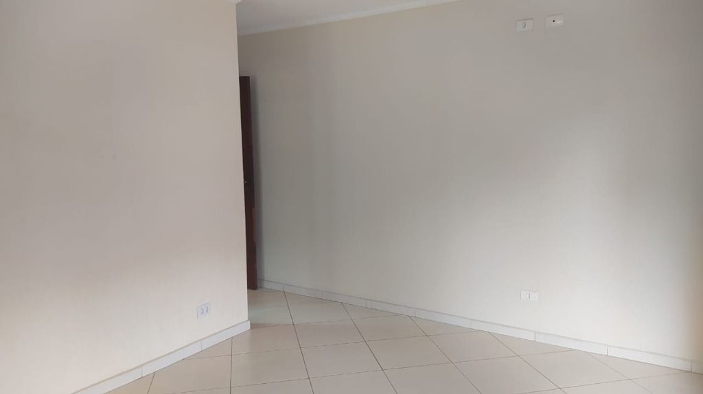 Sobrado à venda e aluguel com 3 quartos, 200m² - Foto 10