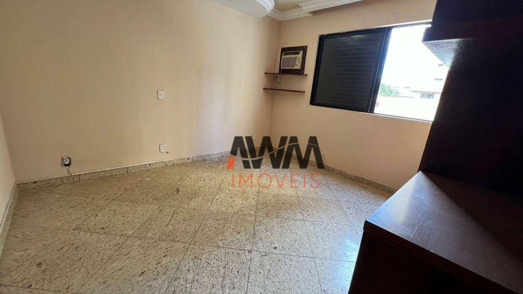 Apartamento à venda com 4 quartos, 262m² - Foto 9