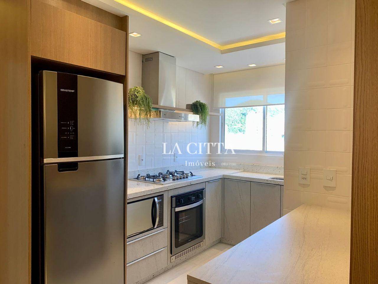 Apartamento para alugar com 2 quartos, 63m² - Foto 7