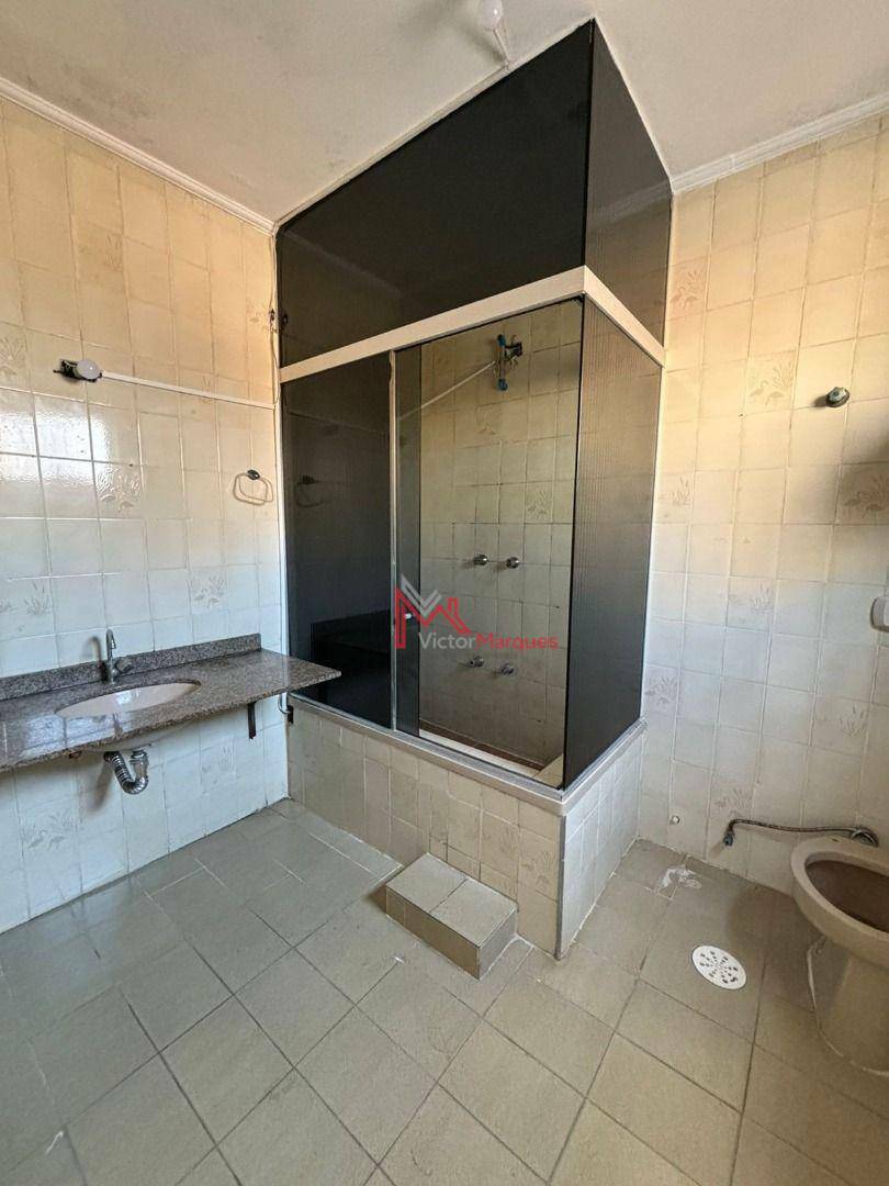 Cobertura para alugar com 3 quartos, 254m² - Foto 20