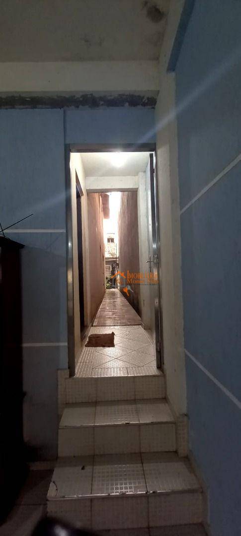 Sobrado à venda com 3 quartos, 220m² - Foto 35