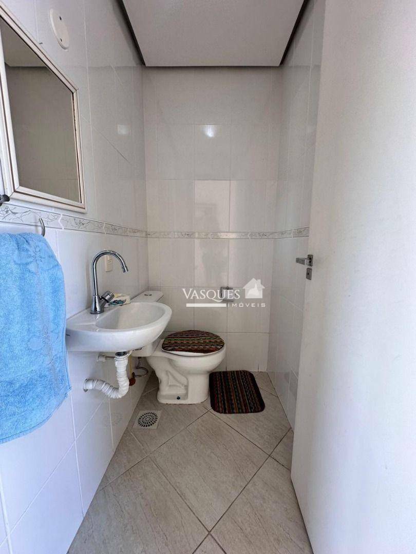 Apartamento à venda com 3 quartos, 136m² - Foto 19