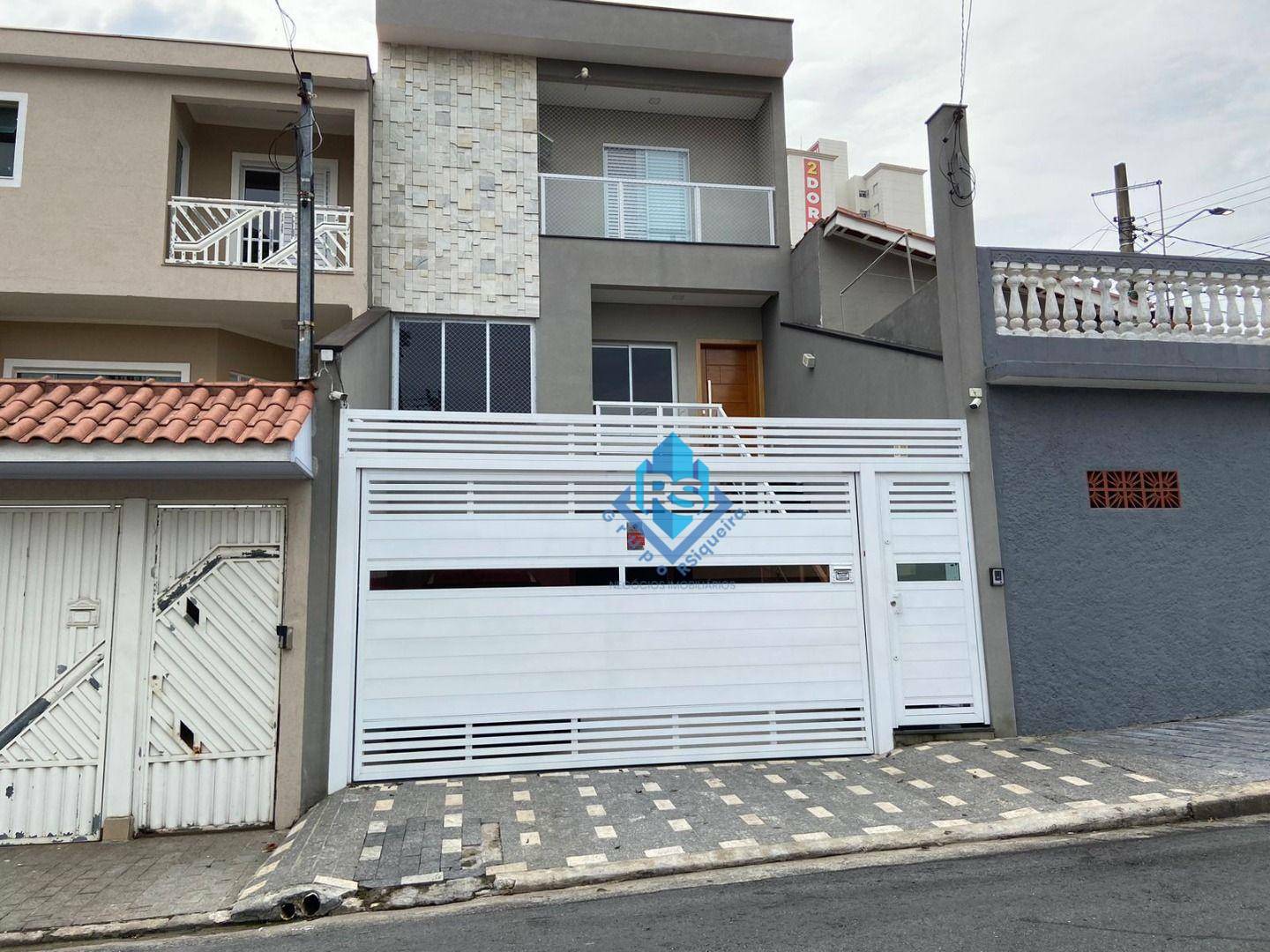 Sobrado à venda com 3 quartos, 243m² - Foto 1