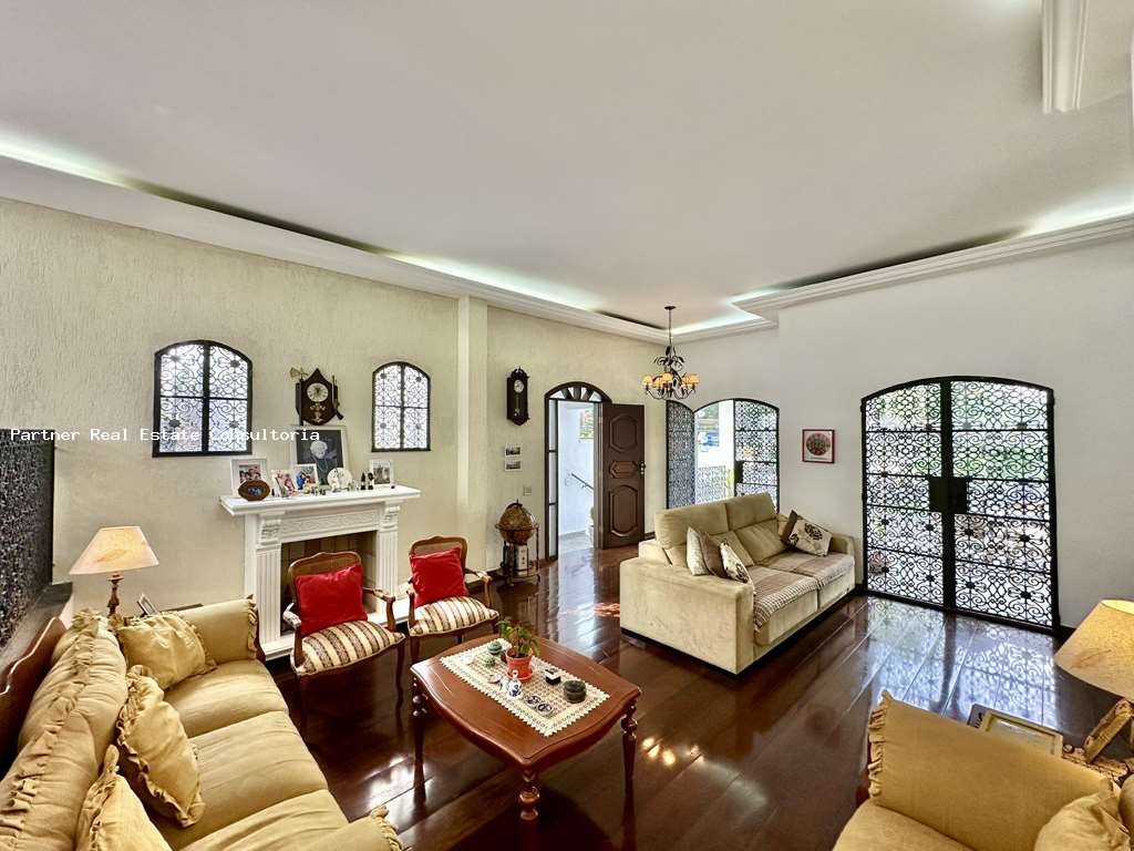 Casa à venda com 4 quartos, 444m² - Foto 16