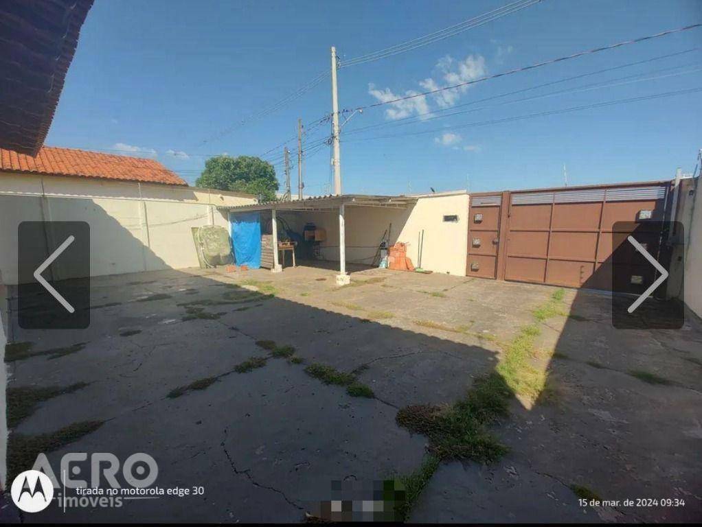 Casa à venda com 3 quartos, 183m² - Foto 4