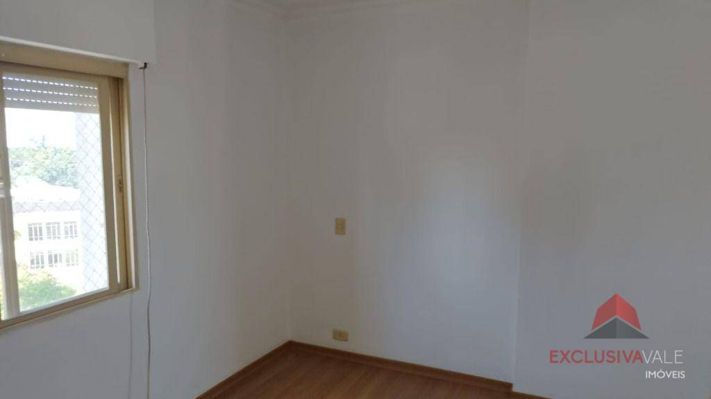 Apartamento à venda com 2 quartos, 80m² - Foto 2