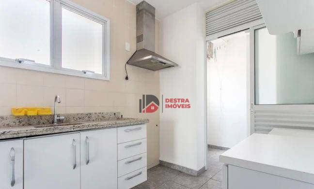 Apartamento à venda com 3 quartos, 94m² - Foto 23