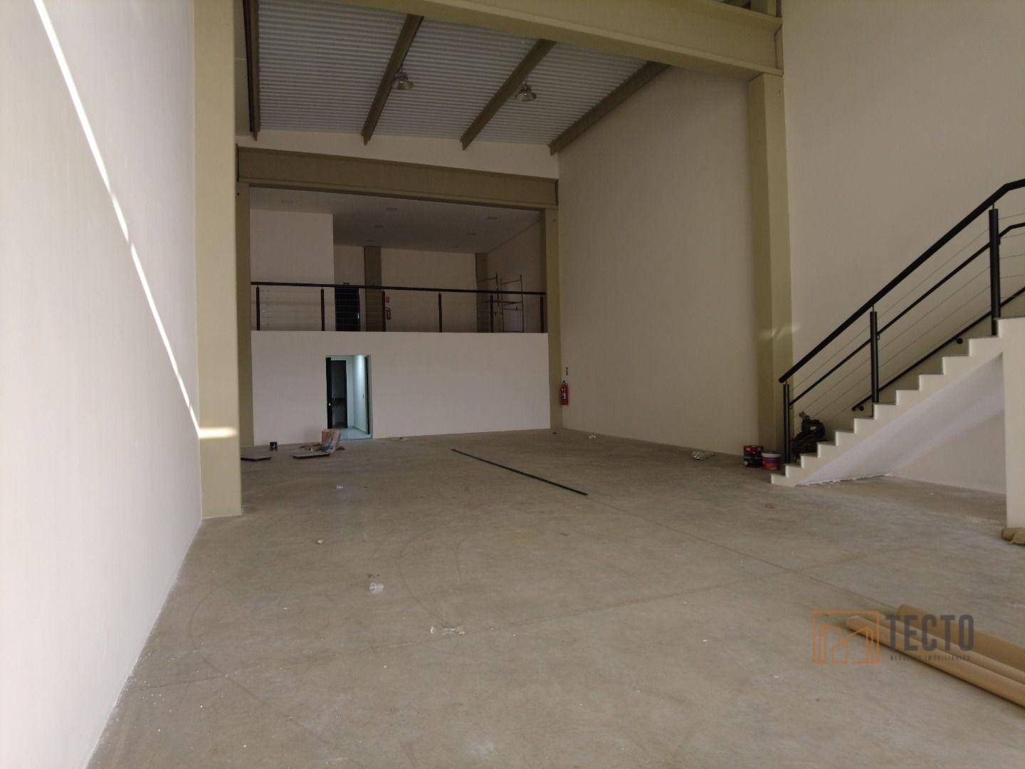 Depósito-Galpão-Armazém para alugar, 440m² - Foto 5