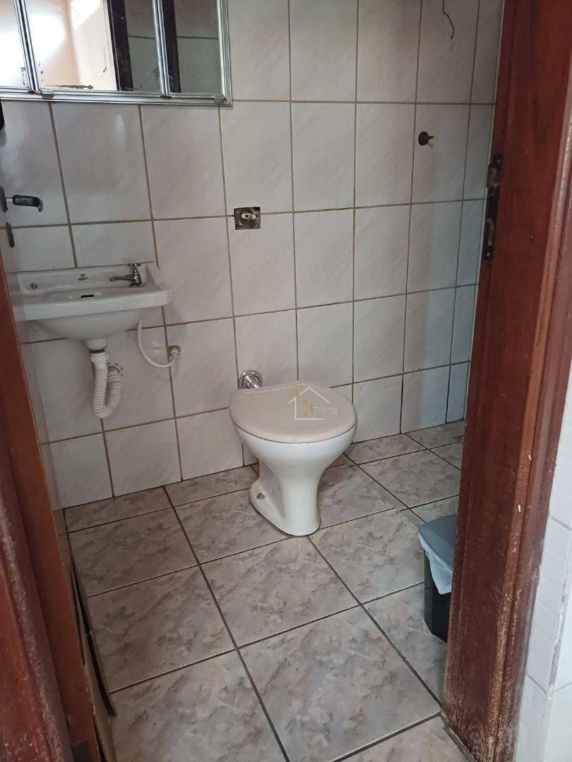 Chácara à venda com 3 quartos, 200m² - Foto 11