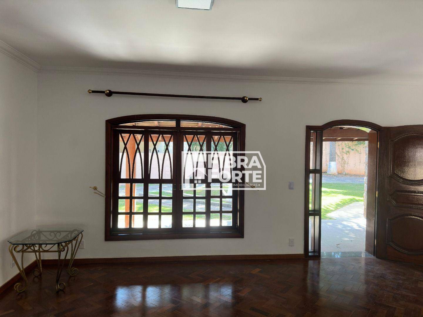 Casa de Condomínio para alugar com 4 quartos, 600m² - Foto 16