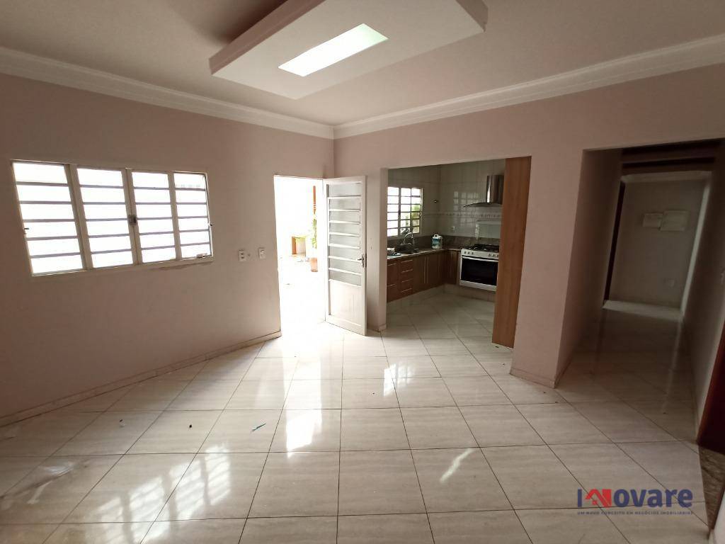 Sobrado à venda com 4 quartos, 240m² - Foto 7