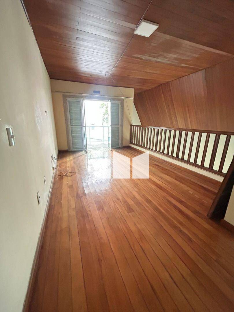 Casa de Condomínio à venda e aluguel com 4 quartos, 369m² - Foto 17