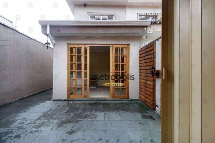 Sobrado à venda com 2 quartos, 250m² - Foto 17
