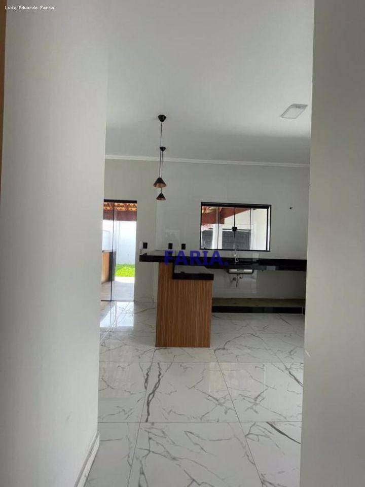 Casa à venda com 3 quartos, 160m² - Foto 12