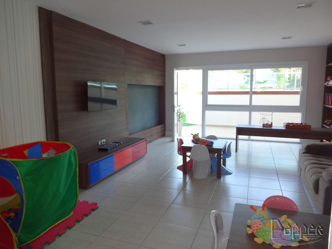 Apartamento à venda com 3 quartos, 106m² - Foto 17