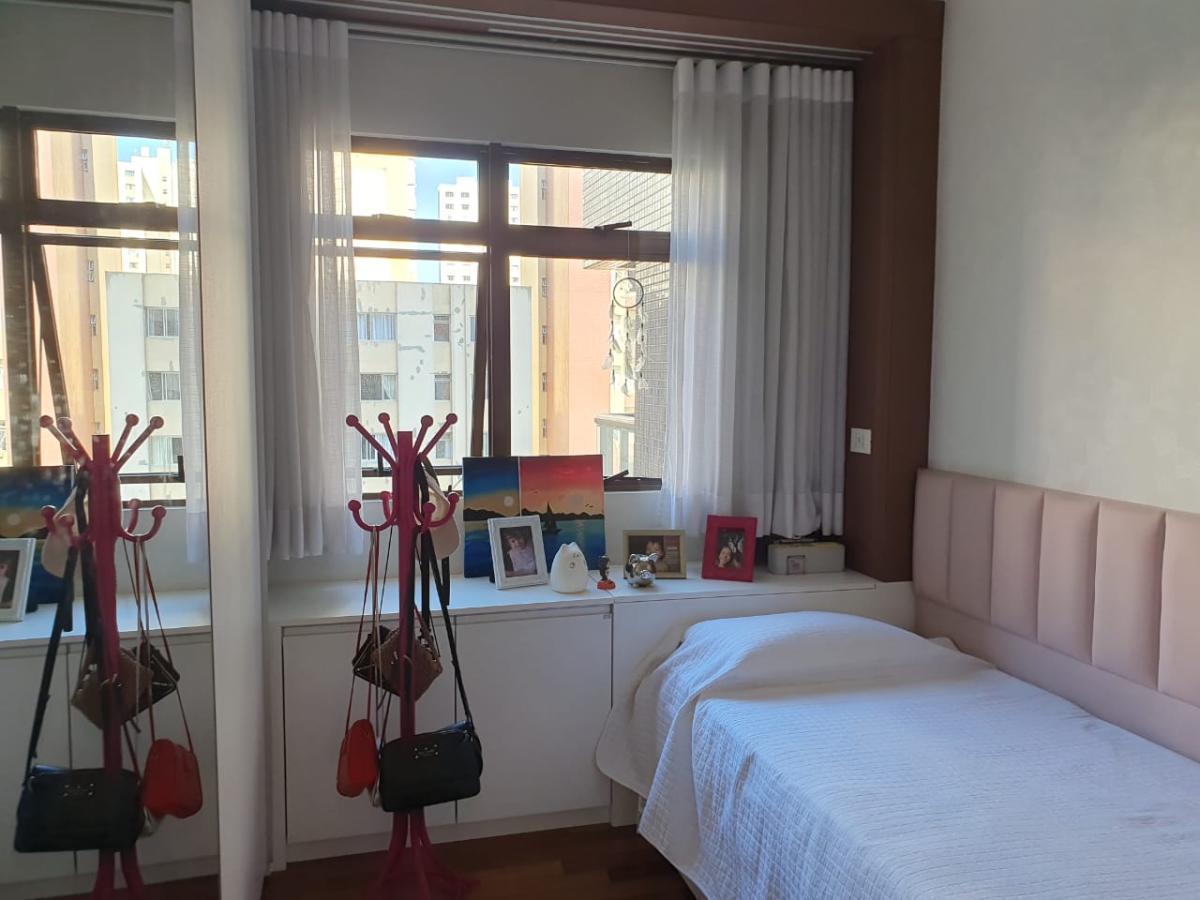 Apartamento à venda com 4 quartos, 183m² - Foto 25