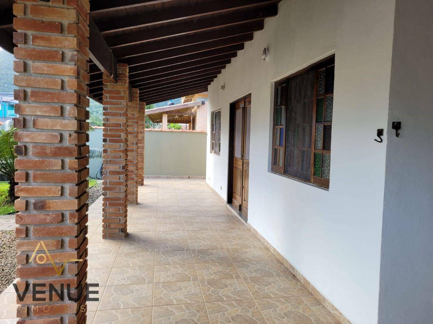 Casa de Condomínio à venda com 3 quartos, 272m² - Foto 3