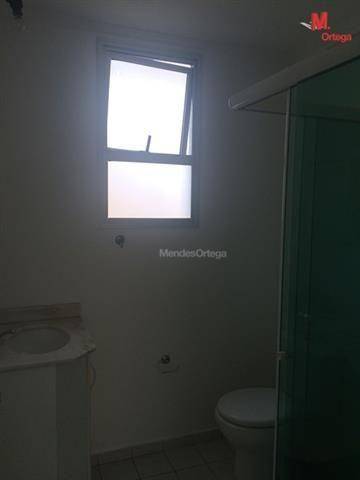 Apartamento para alugar com 2 quartos, 60m² - Foto 7