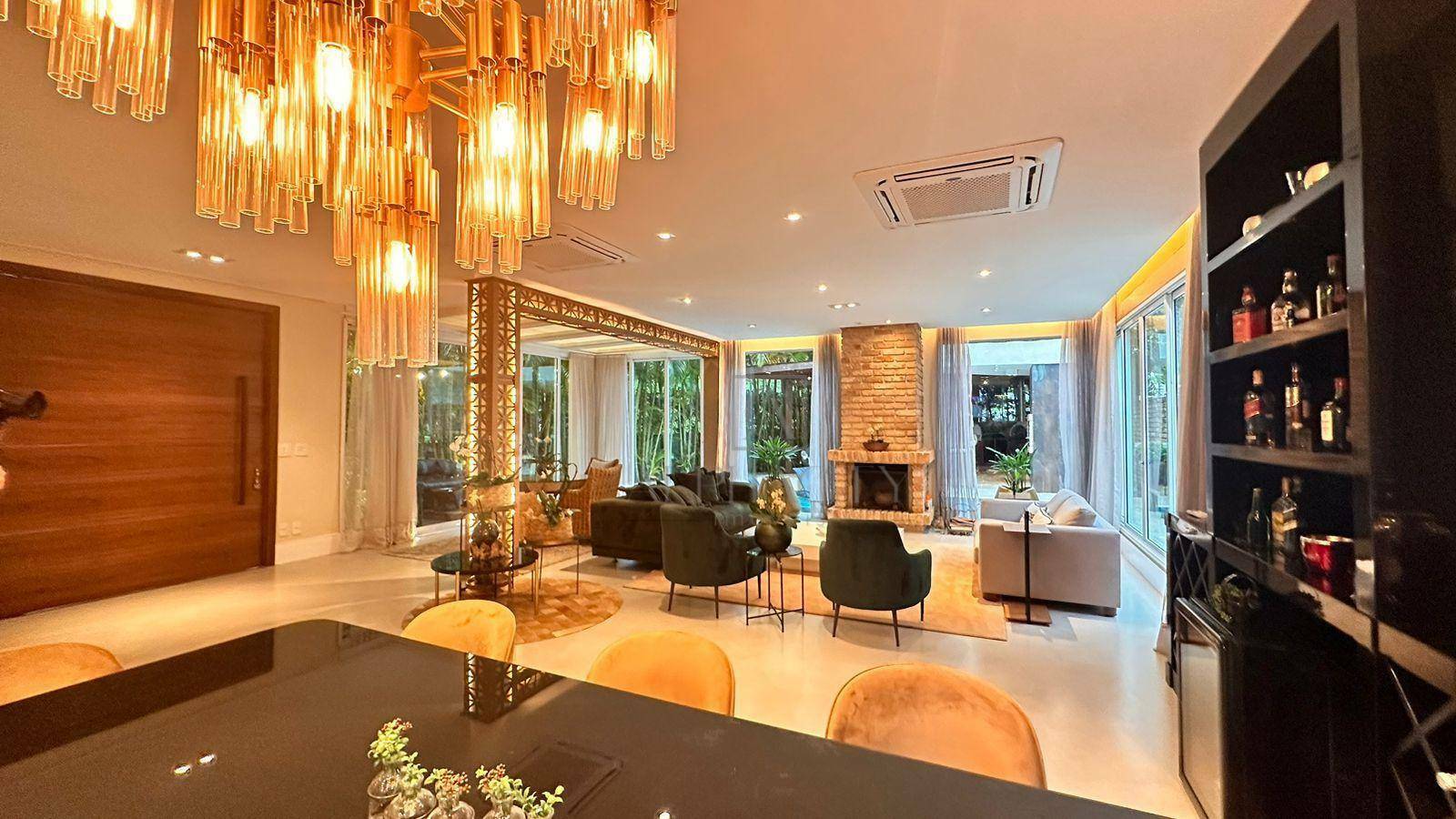Casa de Condomínio à venda e aluguel com 4 quartos, 547m² - Foto 3