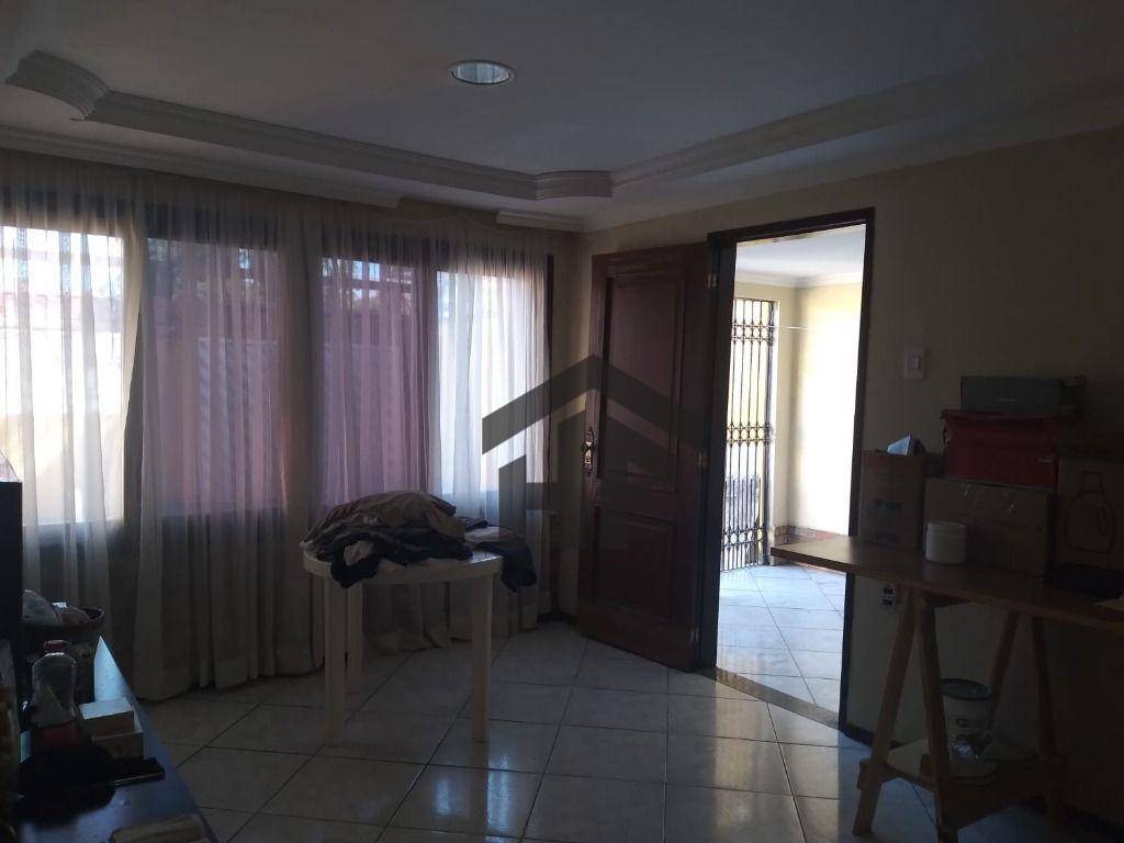 Casa à venda com 4 quartos, 250M2 - Foto 6