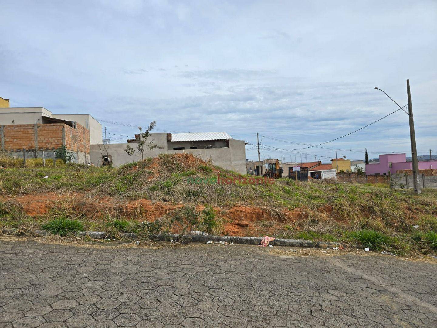 Terreno, 200 m² - Foto 1