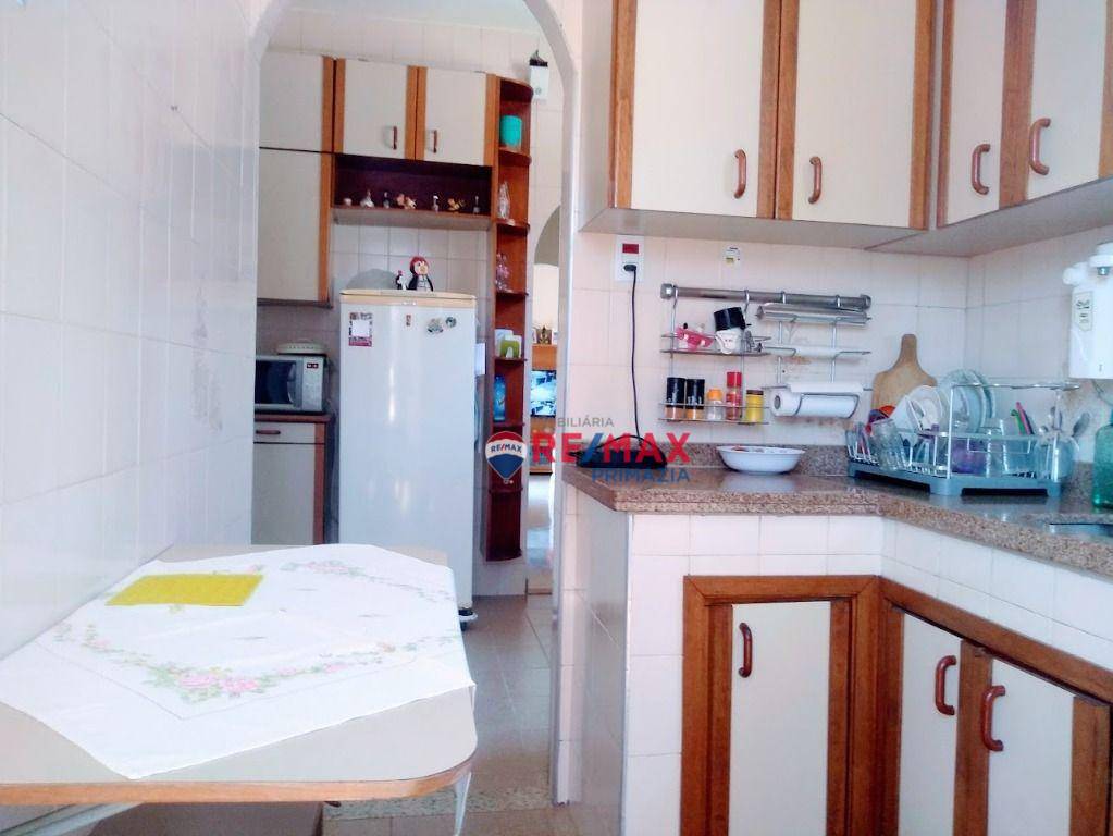 Apartamento à venda com 2 quartos, 45m² - Foto 25