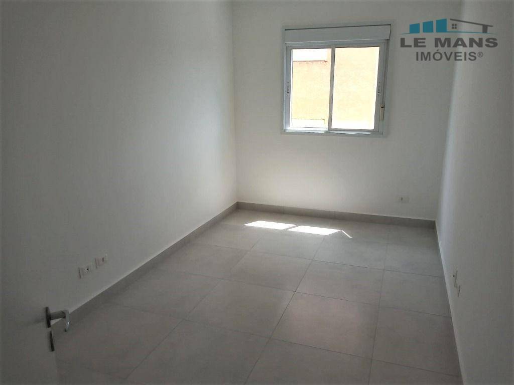 Apartamento à venda com 2 quartos, 62m² - Foto 14