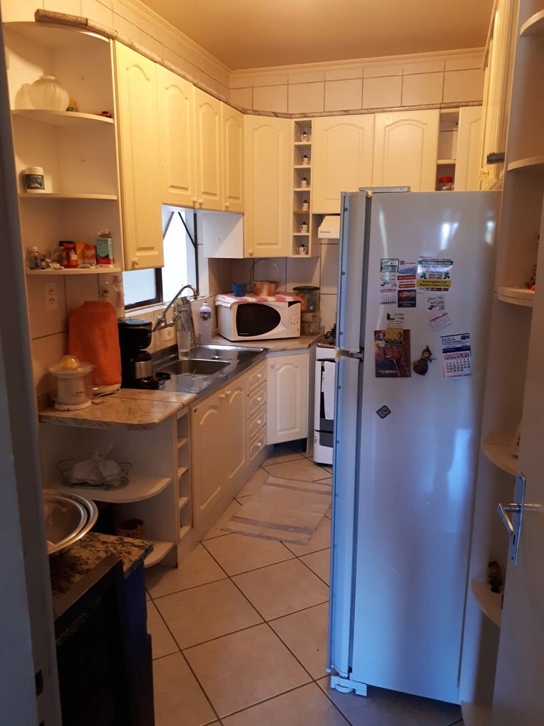 Apartamento à venda com 2 quartos, 77m² - Foto 4