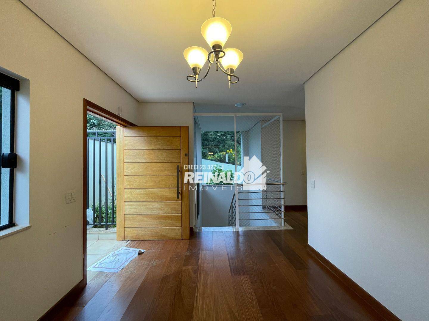 Casa à venda com 4 quartos, 241m² - Foto 17