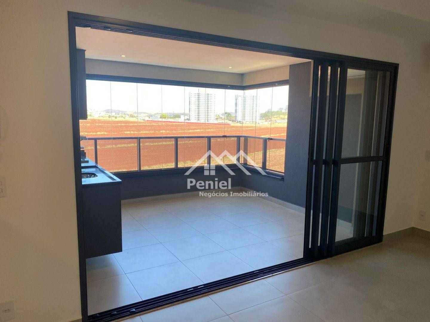 Apartamento à venda com 3 quartos, 126m² - Foto 3